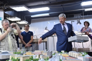 Праздничная программа ждет гостей павильона «Макет Москвы» 23 февраля