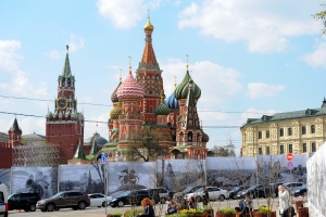 Стены Московского Кремля отреставрируют в 2016 году