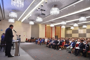 Специалисты Стройкомплекса приняли участие в семинаре о применении ИИ