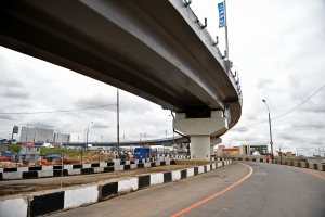 Эстакада с ул. Верхние Поля на внутреннюю сторону МКАД выполнена на 45%