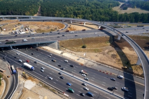 На Волгоградском проспекте завершается монтаж пролетных строений эстакады