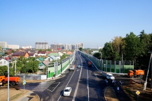 Ежегодно в столице строят не менее 100 км дорог