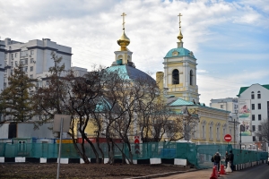 В храме в честь священномученика Ермогена в Гольянове установят колокола