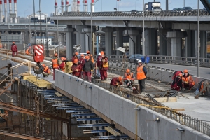 До конца 2023 года в ТиНАО введут в эксплуатацию более 150 километров дорог — Владимир Жидкин