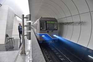 Поезда по новому участку салатовой ветки запустят в этом году