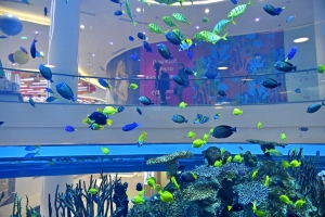 В Москве появился торговый центр с уникальным аквариумом