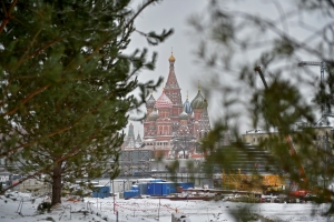 В парке «Зарядье» нашли английский медальон XVI века с розой Тюдоров