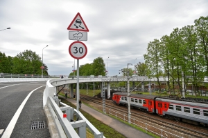 Шесть путепроводов над железной дорогой построят до конца 2021 года