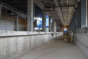 На станции метро «Мичуринский проспект» началась отделка колонн