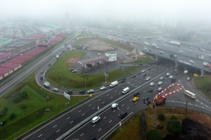 В Москве строится около 100 км дорог в год - Собянин