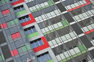 ЮЗАО стал лидером по вводу новостроек по реновации с начала года