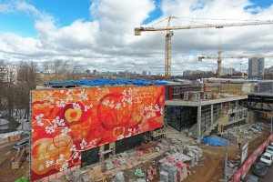 Монтаж декоративных панелей начали на новой станции метро "Мичуринский проспект"