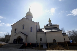 Первый храм в поселке Мещерский достроят осенью