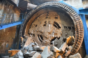 Щиты строят кругом