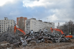 Многоэтажный гараж-долгострой снесут в Хорошёво-Мнёвниках