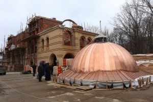 Десять храмов начали строить в Москве в этом году