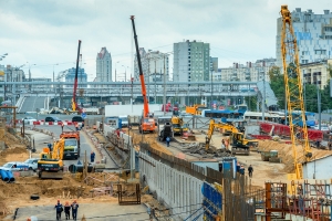 Мосинжпроект внедряет передовые стандарты охраны труда на стройке
