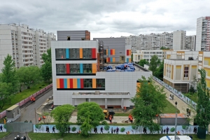 Строительство нового корпуса «Школы Новокосино» – в фотоленте