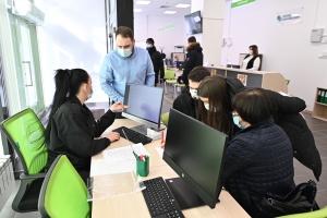 «Эстафета доброты» проходит в Центрах информирования по переселению по реновации