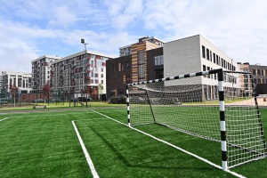 Правила размещения поликлиник и школ в городах мира – в статье на stroi.mos.ru