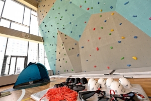 Школу со скалодромом в районе Филимонковский построят до конца года