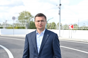 Руководитель Департамента строительства Москвы Рафик Загрутдинов - о новых дорогах, школах, больницах и программе реновации