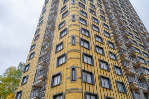 Новостройку по реновации на Онежской улице готовят к вводу