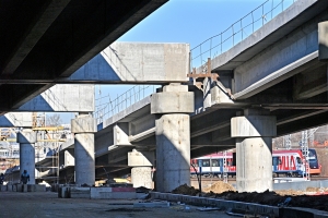 Готовы пролеты эстакад на дублере Люблинской улицы в районе ЮВХ