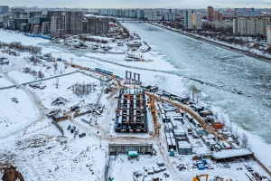 В Мнёвниковской пойме началось строительство автомобильного моста