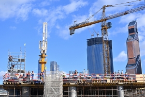 Офисы, скай-террасы и ландшафтный парк: какими будут небоскребы iCity