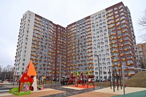 Собянин: около 1 млн кв. м жилья строят и проектируют по реновации на западе Москвы