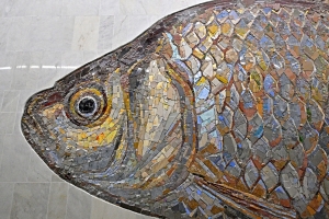 На станции «Нагатинский Затон» БКЛ метро завершен монтаж рыб-гигантов