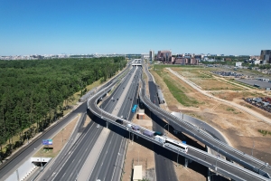 Запущено движение по эстакадам между Калужским шоссе и Коммунаркой