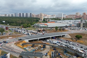 В ходе переустройства ул. Верхние Поля реконструируют проезд