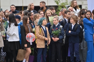 Собянин открыл школу и детский сад на Шелепихинской набережной