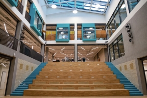 Образовательный центр «Холст» на 750 мест построили в Новой Москве