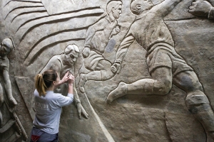 На стадионе «Динамо» откроют арт-пространство с барельефами Меркурова