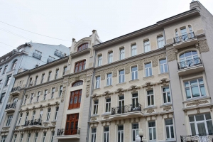 15 жилых объектов культурного наследия отреставрировали в Москве в 2022 году