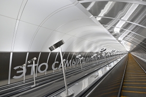 На станции БКЛ метро «Марьина Роща» установили самые длинные эскалаторы