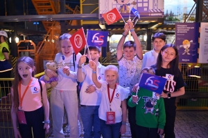 Юных посетителей стройплощадки в «Кидзании» ждут подарки ко Дню строителя