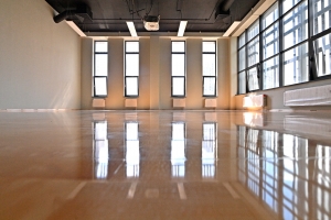 Помещение в историческом здании вблизи Белорусского вокзала выставлено на торги