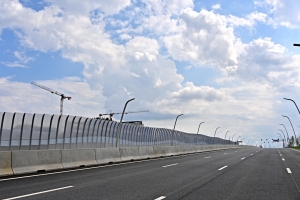 На участке Южной рокады почти готовы конструкции очистного сооружения