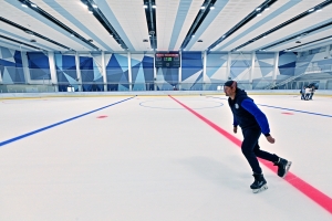 Дворец спорта с ледовым катком и бассейнами откроют в Некрасовке