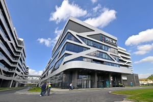 Три корпуса современной медицинской помощи: ИКБ №1 готовится к приему пациентов