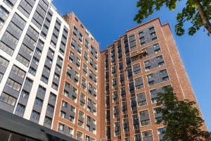 Более 3 тыс. жителей ЗАО получили квартиры по реновации с начала года