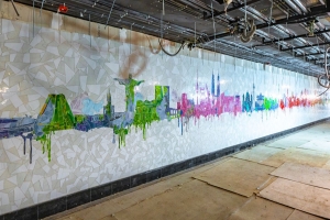 Мозаичное панно установили на станции метро «Университет Дружбы Народов»