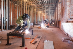 Торгово-офисный центр в Раменках ждет капитальный ремонт