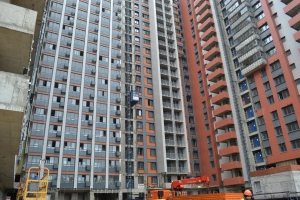 В блоке Б второго корпуса проблемного ЖК «Терлецкий парк» смонтировано шесть лифтов