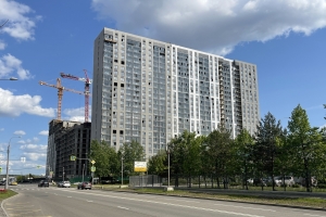 На стройплощадке дома для дольщиков ЖК «Мегаполис» демонтировали башенные краны