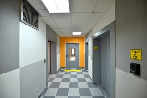 Собянин: программа реновации делает жизнь маломобильных москвичей комфортнее